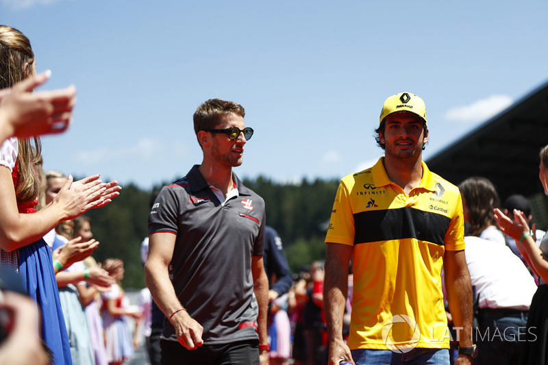 Grosjean and Sainz after coming together on lap 40