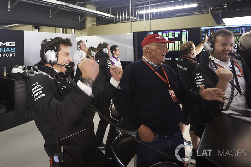 Toto Wolff, Direttore Esecutivo Mercedes AMG F1, Niki Lauda, Presidente Non-Esecutivo, Mercedes AMG