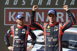 I vincitori Thierry Neuville, Nicolas Gilsoul, Hyundai i20 Coupe WRC, Hyundai Motorsport