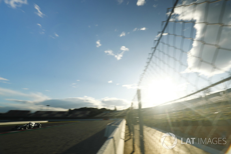 Lewis Hamilton, Mercedes AMG F1 W09