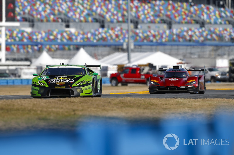 #19 GRT Grasser Racing Team Lamborghini Huracan GT3, GTD: Ezequiel Perez Companc, Christian Engelhart, Christopher Lenz, Louis Machiels, Max van Splunteren