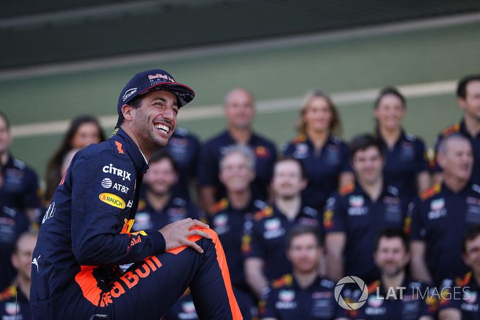 Daniel Ricciardo, Red Bull Racing en la foto del equipo Red Bull Racing