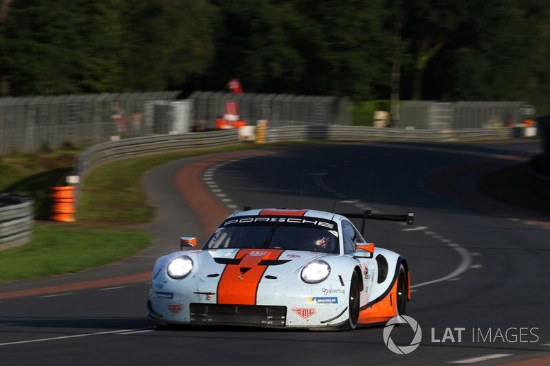 #86 Gulf Racing Porsche 911 RSR: Michael Wainwright, Benjamin Barker, Alex Davison