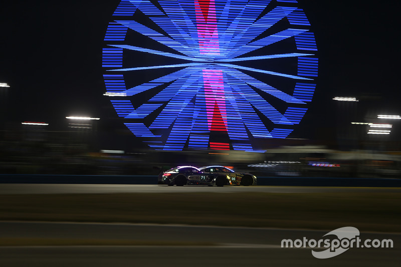 #71 P1 Motorsports Mercedes-AMG GT3: Kenton Koch, Robby Foley III, JC Perez, Loris Spinelli