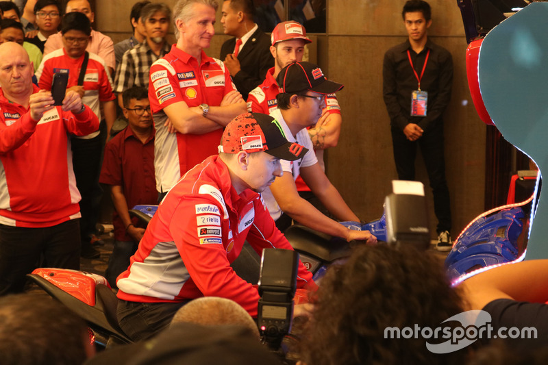 Jorge Lorenzo, Ducati Team
