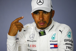 Lewis Hamilton, Mercedes AMG F1, 1 classificato, nella conferenza stampa
