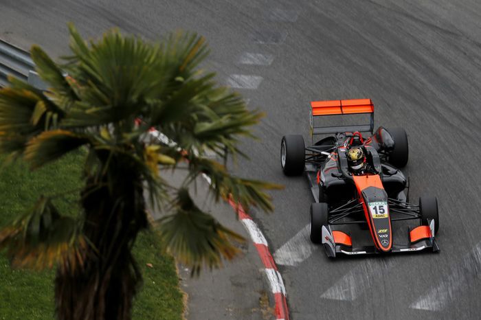 Keyvan Soori Andres, Van Amersfoort Racing Dallara F317 - Mercedes-Benz