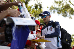 Robert Kubica, Williams Martini Racing, signs autographs for fans