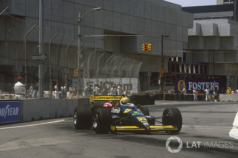 3. <img src="https://cdn-8.motorsport.com/static/img/cfp/0/0/0/100/108/s3/italy-2.jpg" alt="" width="20" height="12" /> Pierluigi Martini, 118 Grandes Premios (1984-1985, 1988-1995). Su mejor resultado es el 4° puesto en (San Marino 1991 y Portugal 1991).