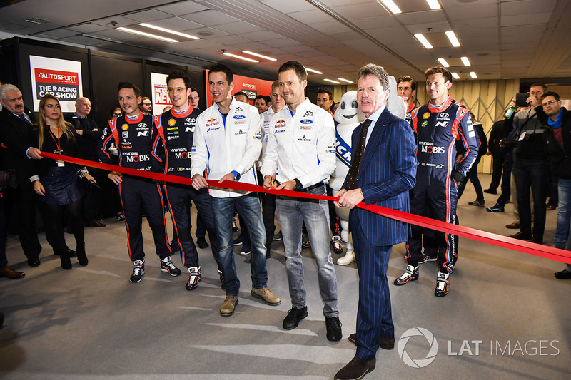 Les pilotes WRC et Malcolm Wilson ouvrent le salon