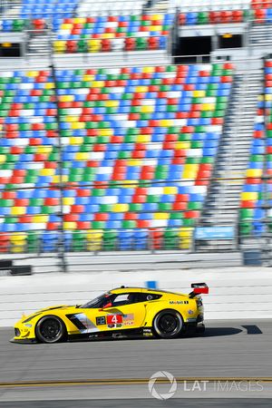 #4 Corvette Racing Chevrolet Corvette C7.R: Oliver Gavin, Tommy Milner, Marcel Fassler