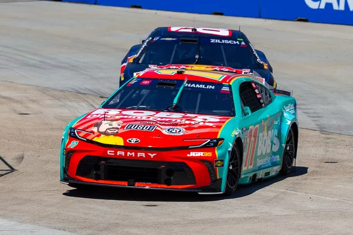 Denny Hamlin, Joe Gibbs Racing