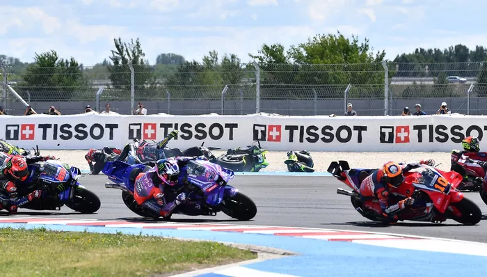 Fermín Aldeguer, Gresini Racing, Jorge Martín, Aprilia Racing: accidente