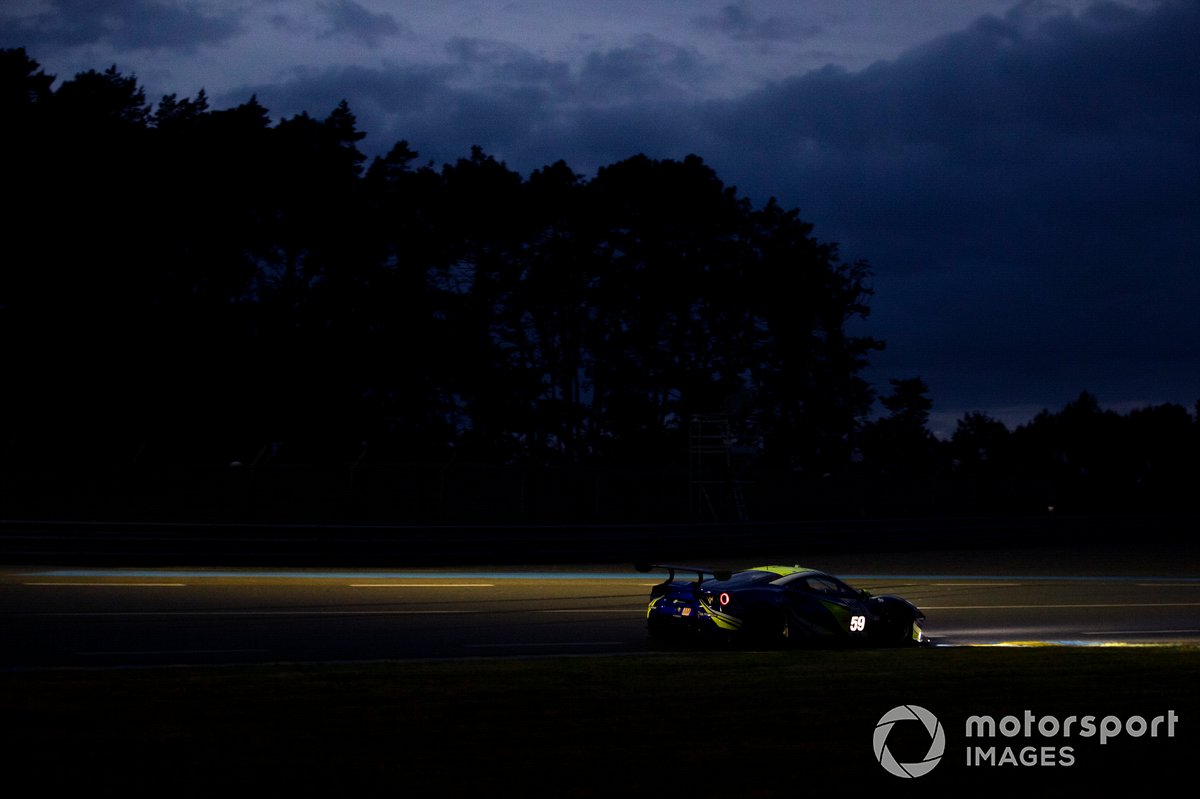 #59 Inception Racing Ferrari 488 GTE EVO LMGTE Am de Alexander West, Come Ledogar, Marvin Kelin