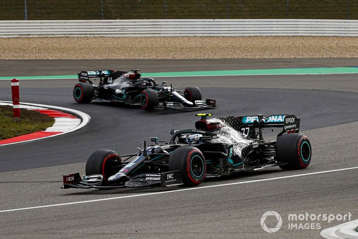 Valtteri Bottas, Mercedes F1 W11, Lewis Hamilton, Mercedes F1 W11