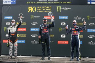 Podium: Race winner Johan Kristoffersson, Kristoffersson Motorsport, second place Juha Rytkönen, GRX Set, third place Timmy Hansen, Team Hansen