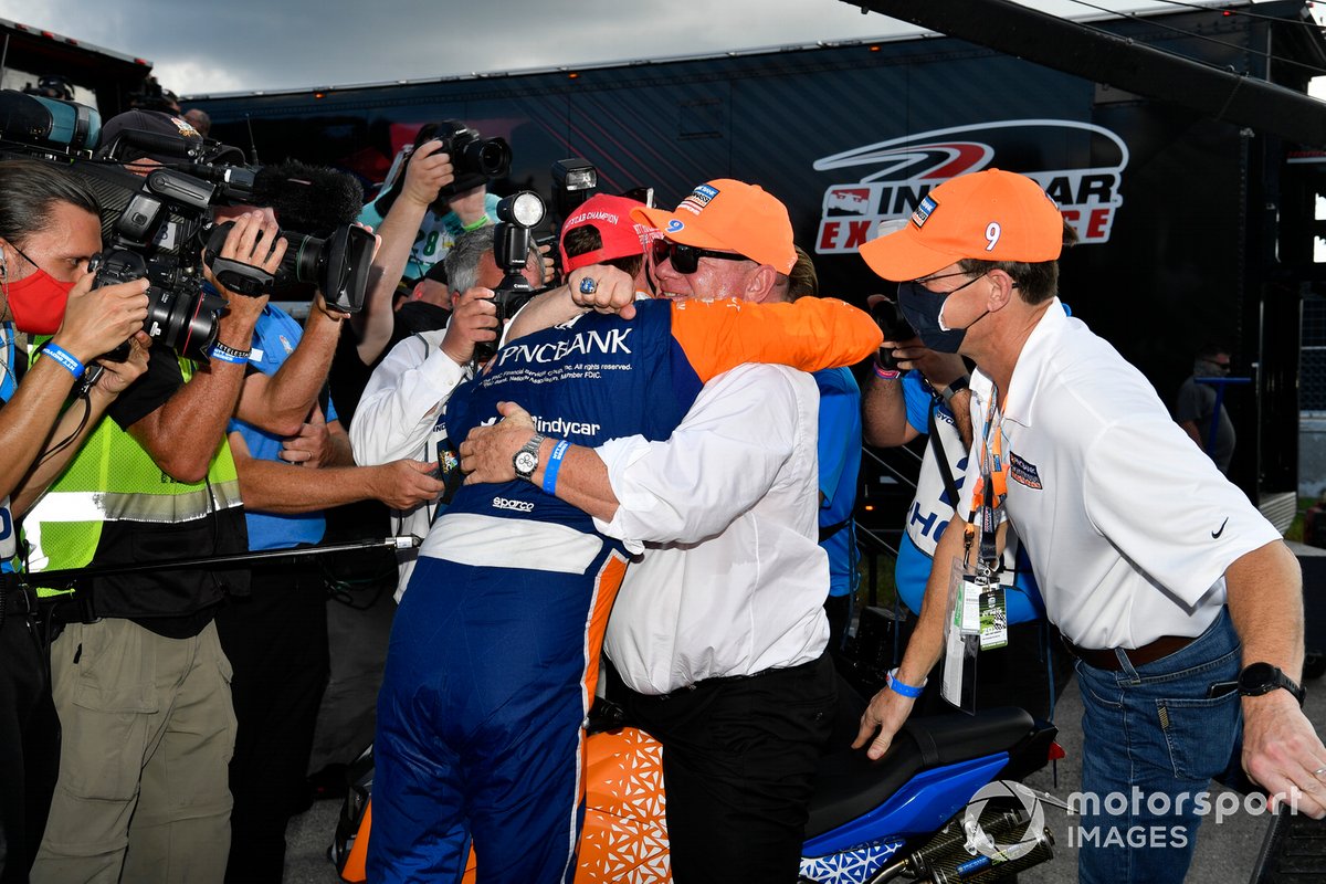 Campeón Scott Dixon, Chip Ganassi Racing Honda y Chip Ganassi