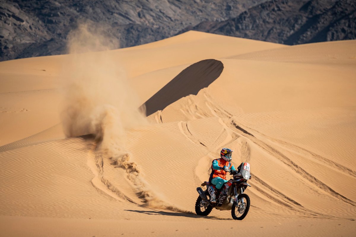#24 Team Baines Rally KTM: Camille Chapeliere