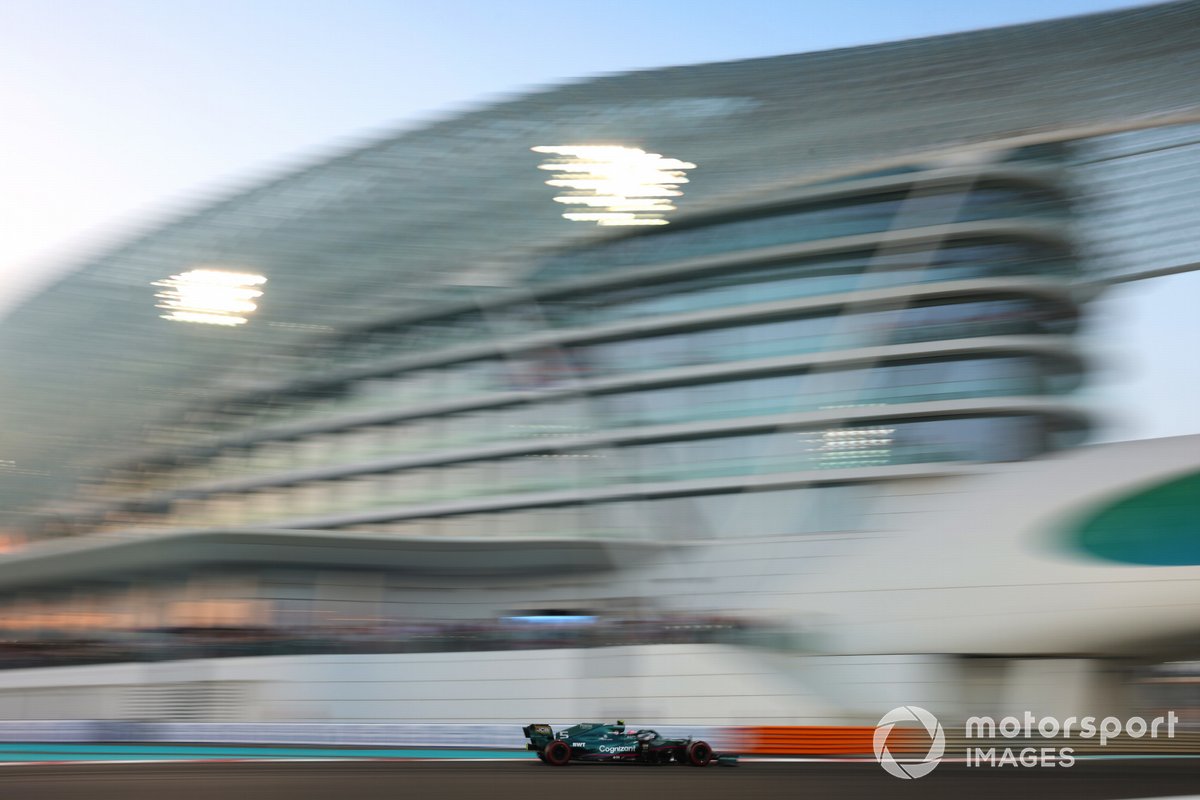 Sebastian Vettel, Aston Martin AMR21