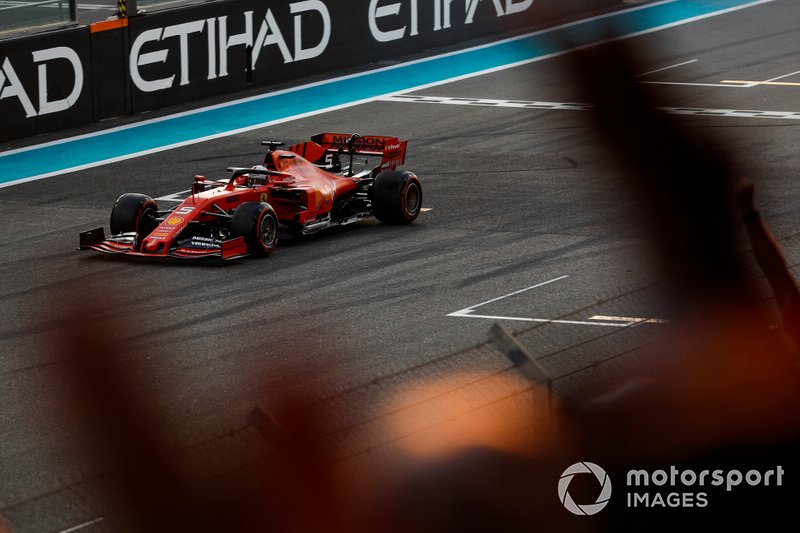 Sebastian Vettel, Ferrari SF90, spins