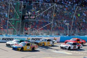 Kyle Busch, Joe Gibbs Racing, Toyota Supra Twix Cookies & Cream and Austin Cindric, Team Penske, Ford Mustang MoneyLion green flag start