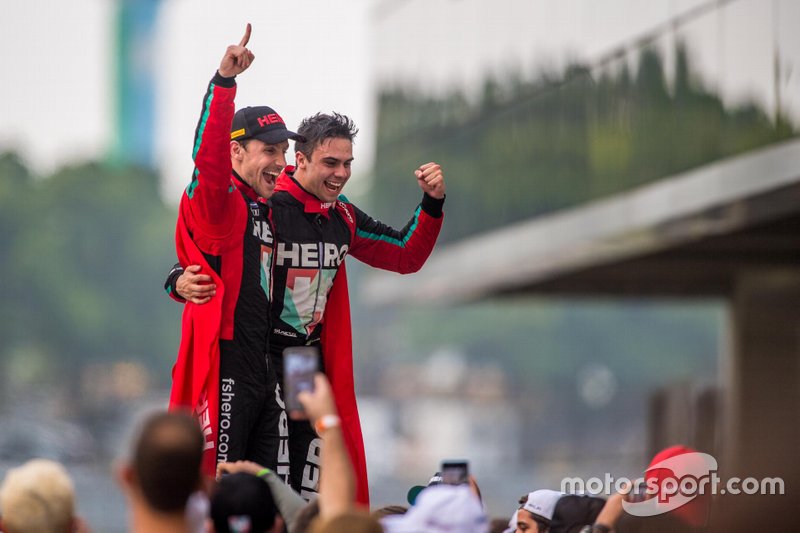 A saga dos irmãos Vitor e Felipe Baptista na corrida final da Porsche em Interlagos