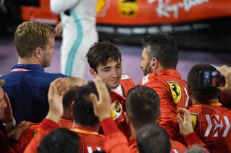 Ferrari met Charles Leclerc