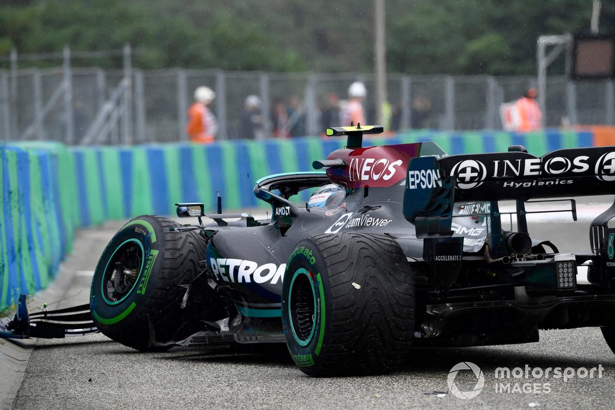 Valtteri Bottas, Mercedes W12, crashes out at the start