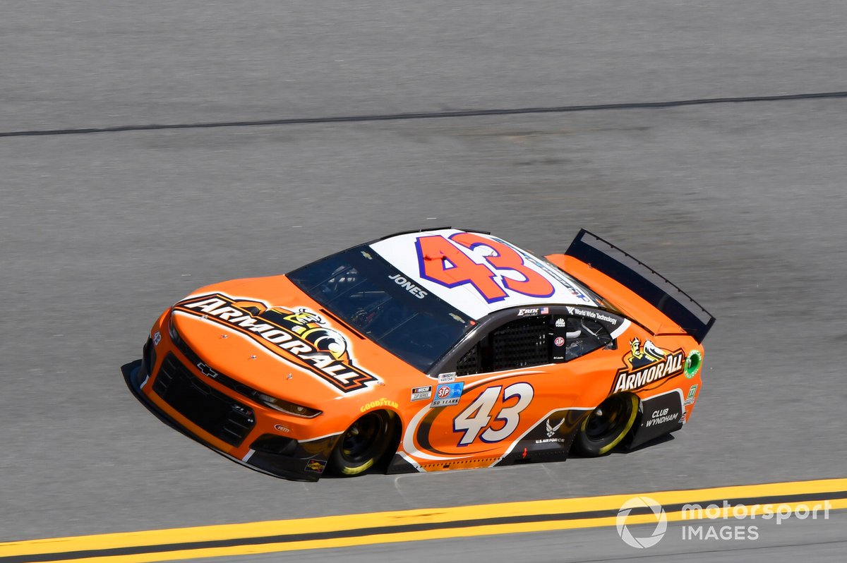 31. Erik Jones, Richard Petty Motorsports, Chevrolet Camaro *