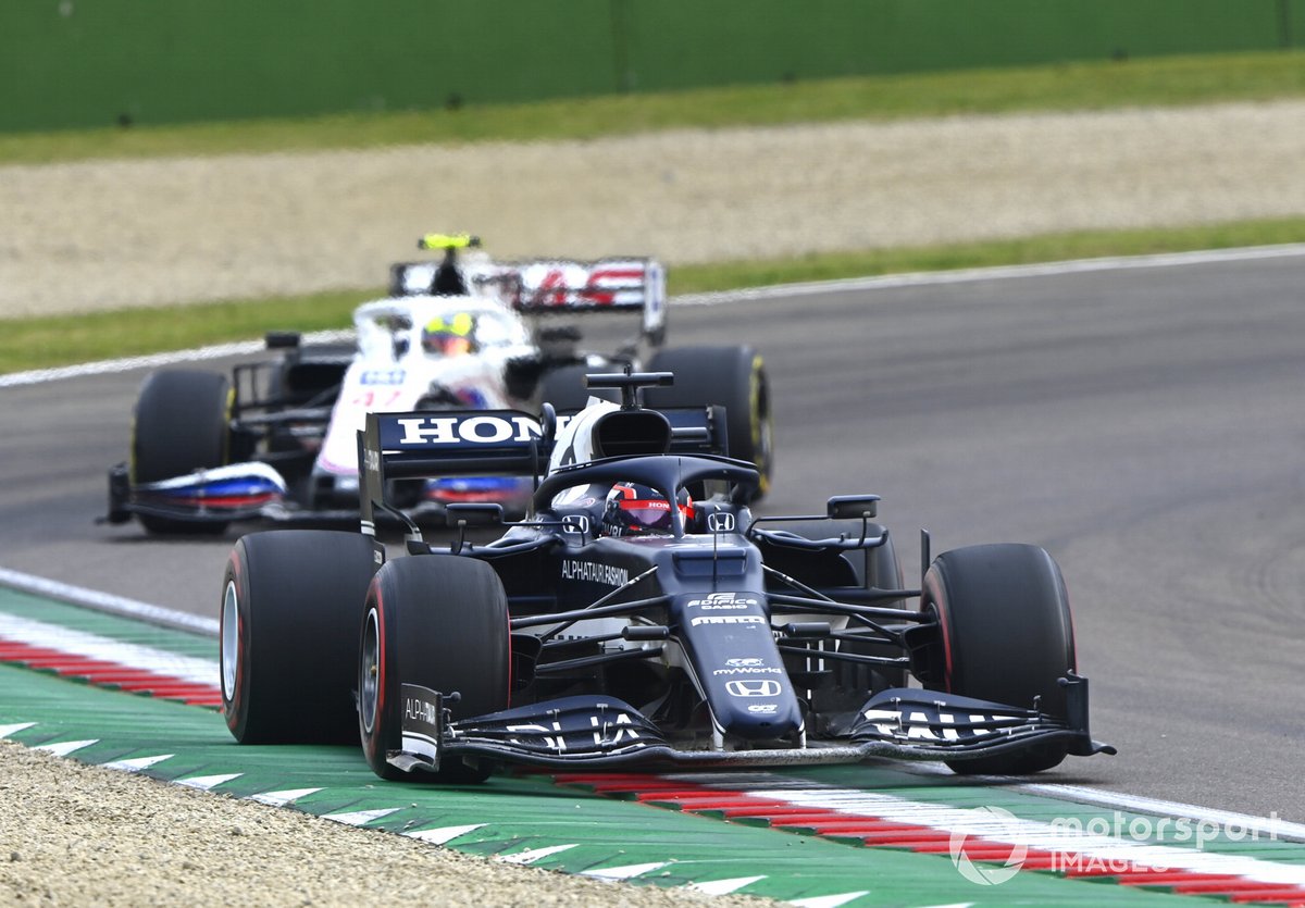 Yuki Tsunoda, AlphaTauri AT02, Mick Schumacher, Haas VF-21