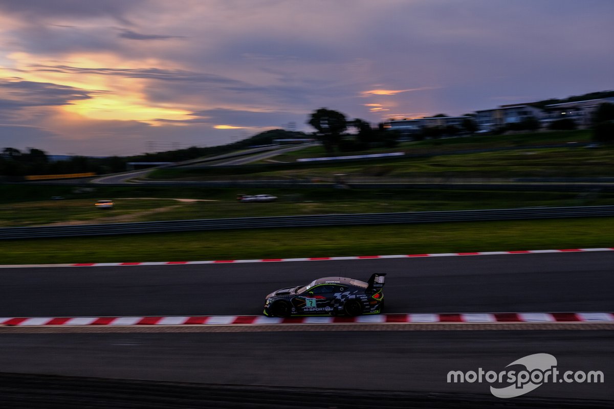 #7 Bentley Team M-Sport Bentley Continental GT3: Jules Gounon, Maxime Soulet, Jordan Pepper