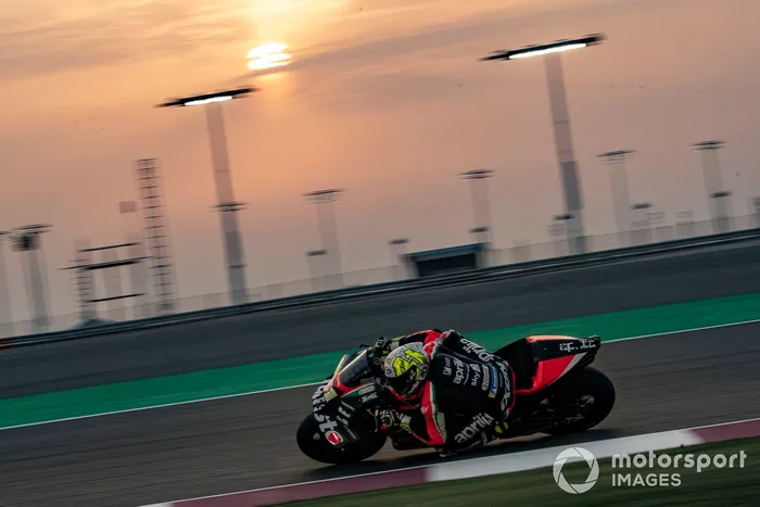 6º Aleix Espargaro, Aprilia Racing Team Gresini - 1:53.640

