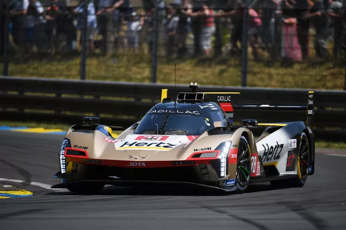#38 Cadillac Hertz Team Jota Cadillac V-Series.R: Earl Bamber, Sebastien Bourdais, Jenson Button