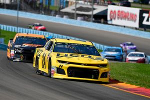 William Byron, Hendrick Motorsports, Chevrolet Camaro Hertz, Jamie McMurray, Chip Ganassi Racing, Chevrolet Camaro GEARWRENCH