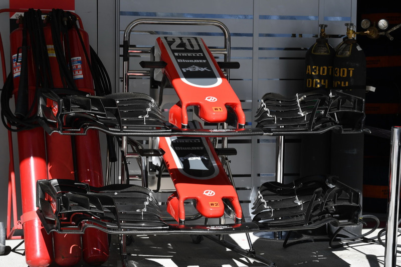 Haas F1 Team VF-18 nose and front wings