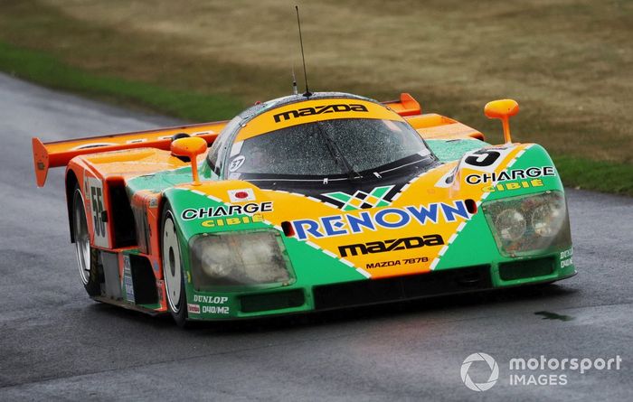 Karun Chandhok, Johnny Herbert, Harry Tincknell, Mazda 787B