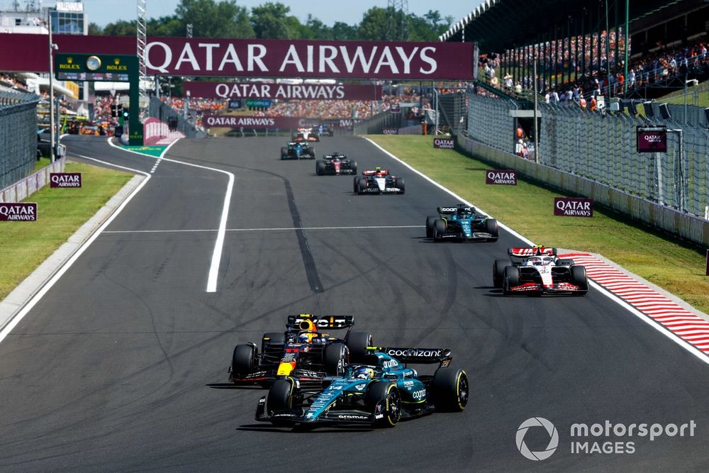 Fernando Alonso, Aston Martin AMR23, Sergio Perez, Red Bull Racing RB19, Nico Hulkenberg, Haas VF-23, Lance Stroll, Aston Martin AMR23