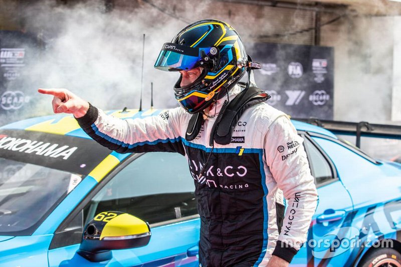 Il vincitore della gara Thed Björk, Cyan Racing Lynk & Co 03 TCR