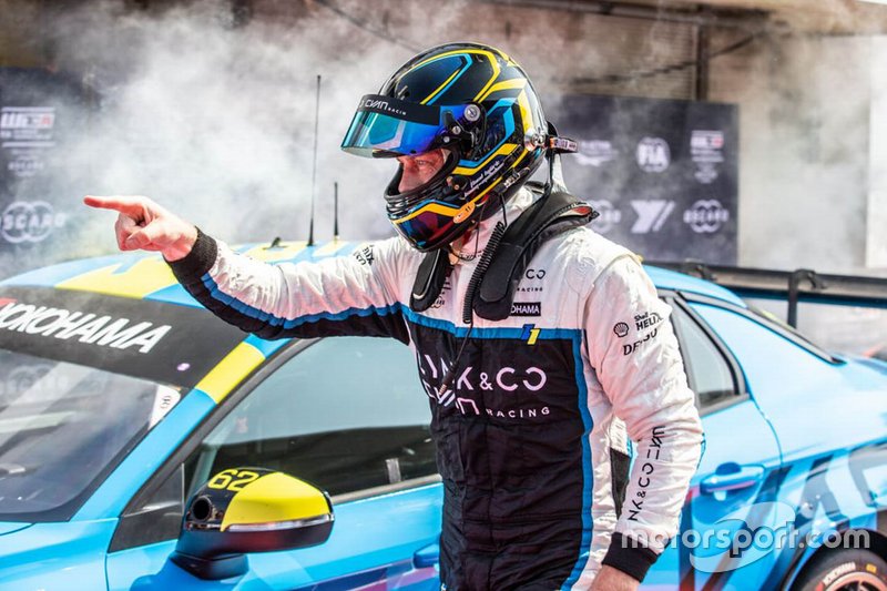 Race winner Thed Björk, Cyan Racing Lynk & Co 03 TCR