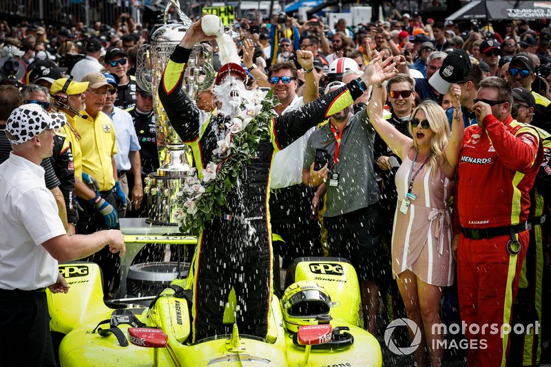 Simon Pagenaud, Team Penske Chevrolet, Victory Lane