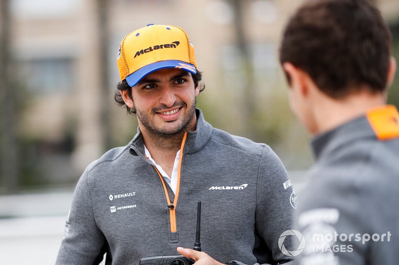 Carlos Sainz Jr., McLaren y Lando Norris, McLaren con Sky TV