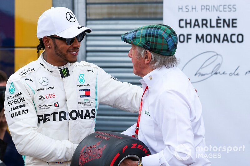 Lewis Hamilton é o atual Rei das poles, com 85. A última foi no GP de Mônaco de 2019.