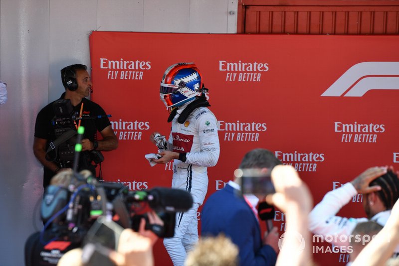 Antonio Giovinazzi, Alfa Romeo Racing, in Parc Ferme