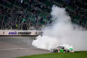 Race Winner Ross Chastain, Niece Motorsports, Chevrolet Silverado TruNorth/Paul Jr. Designs