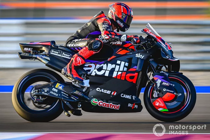 Maverick Vinales, Aprilia Racing Team