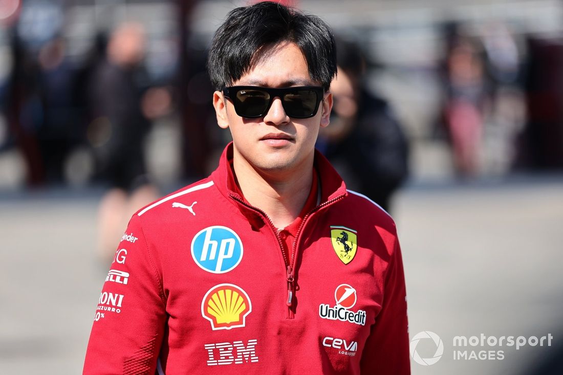 Zhou Guanyu, Ferrari 