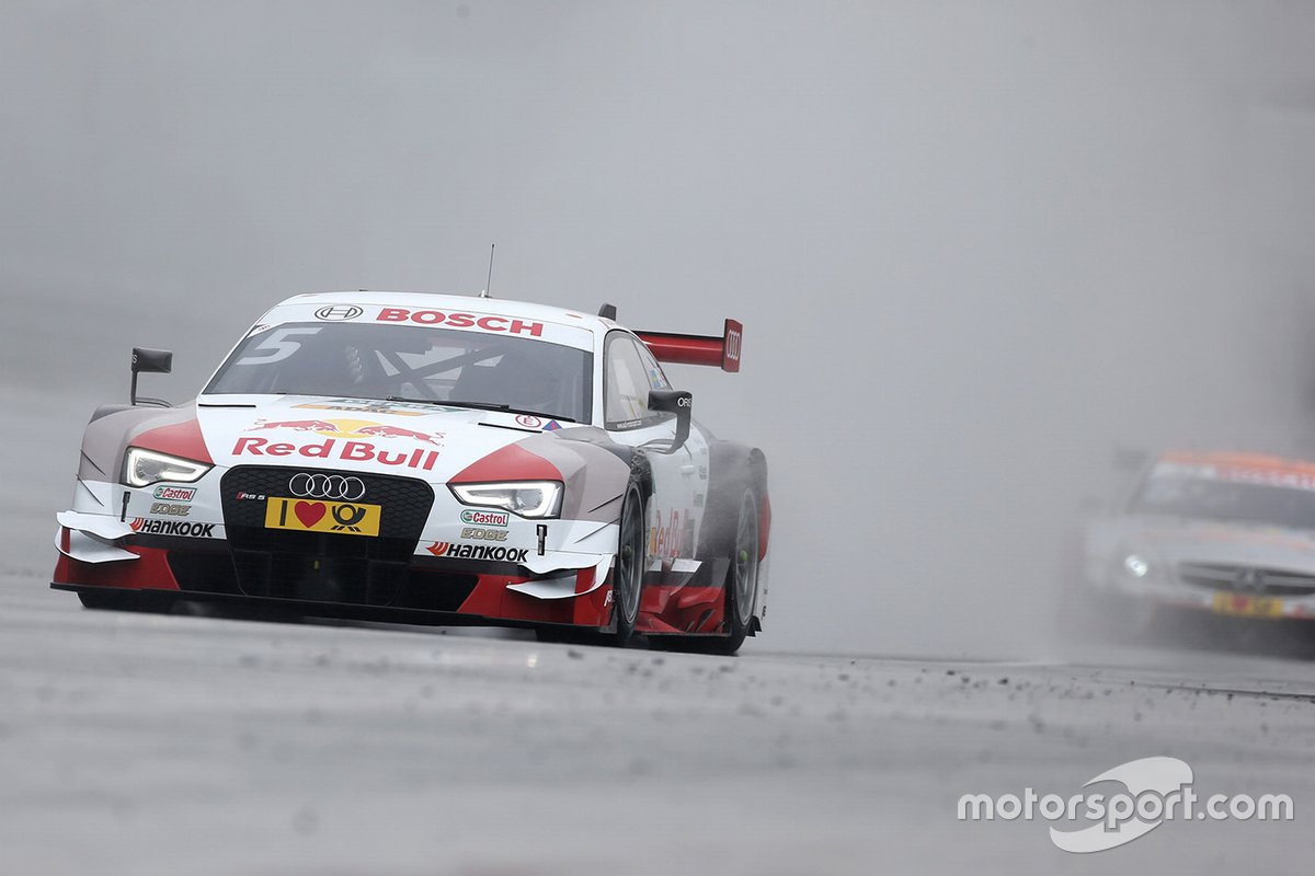 ... 2015 auf dem Norisring, als Mattias Ekström 25 Jahre danach als Reminiszenz in einer Retro-Beklebung an den Start geht.