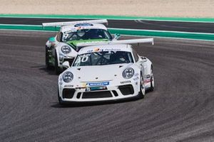 Risto Vukov, GDL Racing precede Lodovico Laurini, Dinamic Motorsport - Centro Porsche Mantova