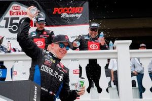 Race winner John Hunter Nemechek, Kyle Busch Motorsports, Toyota Tundra Power Up Premium Trail Mix