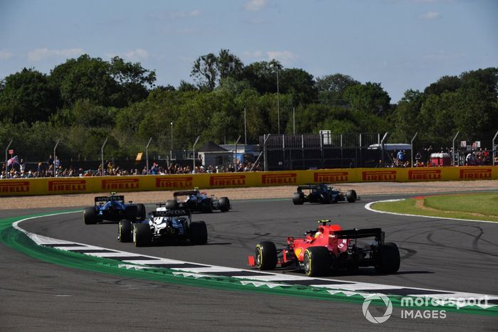 Nicholas Latifi, Williams FW43B, Yuki Tsunoda, AlphaTauri AT02, Carlos Sainz Jr., Ferrari SF21